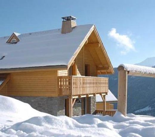Chalets de Praroustan by Actisource