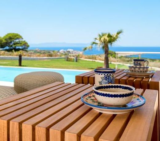 Villa Elias