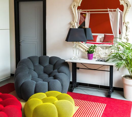 Snob Luxury Suite