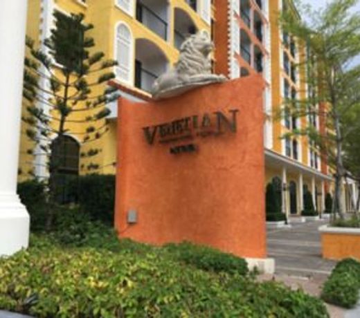 Venetien Signature Condo Resort by PSK