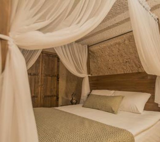 Helike Cave Hotel