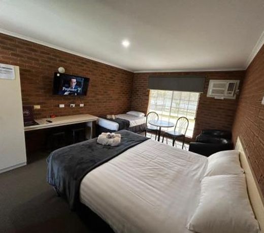 Balranald Colony Inn Motel