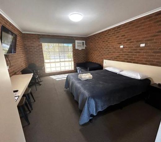 Balranald Colony Inn Motel