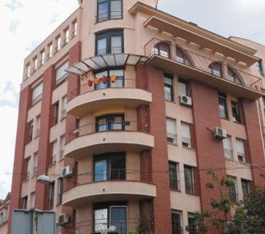 Apartment D-22