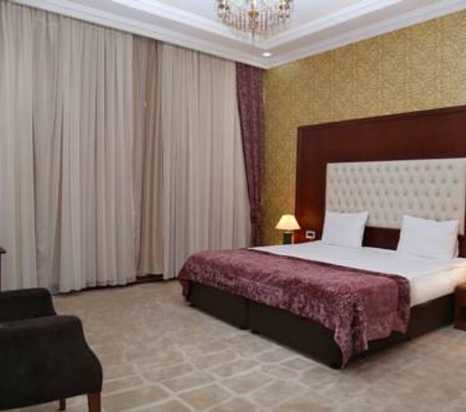 Clover Hotel Baku