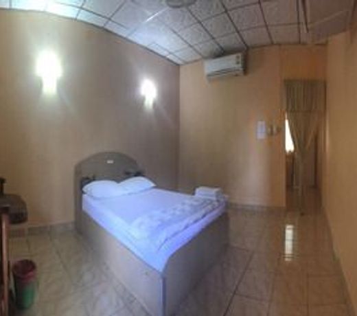 The 99 Inn Hotel