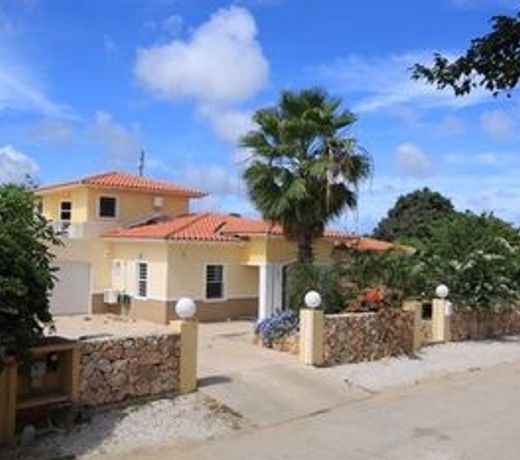 24 Casa Lora