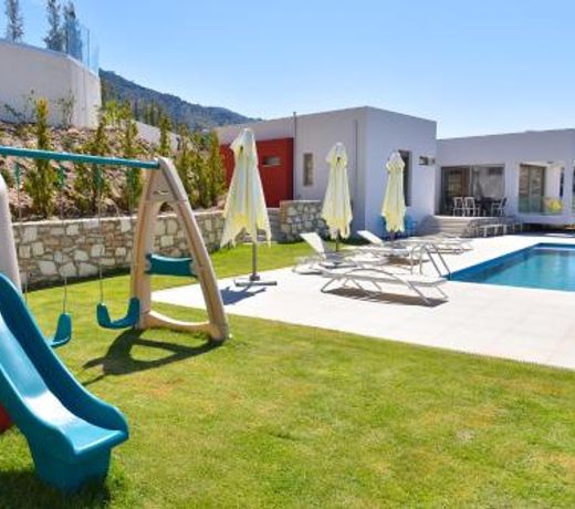 Sea View Villas
