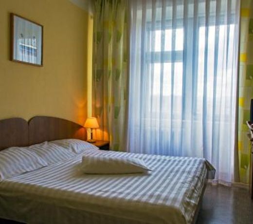 Lada Hotel