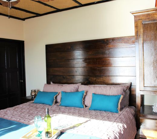 Lina Point Belize Overwater Resort