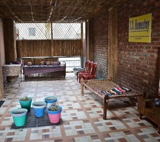 R D HomeStay