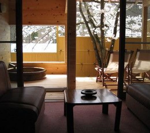 Nakaoyama Onsen Shosenkaku (Nagano)