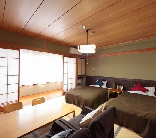Yakushikan