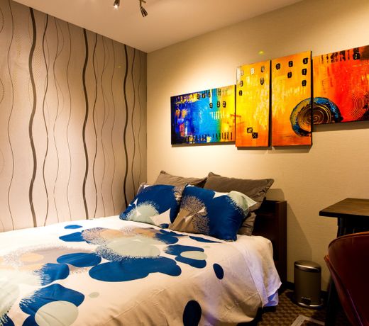 The Structure Hostel & Cafe bar