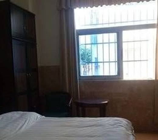 Shangbao Express Hotel