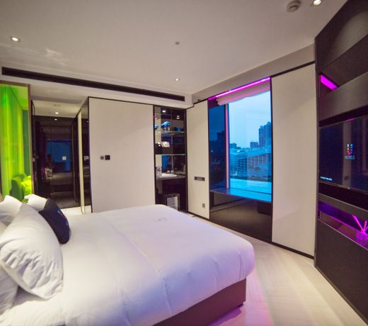 Qingdao U Hotel