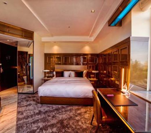 Qingdao U Hotel