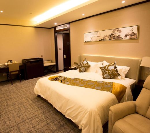 Days Hotel Wuhu Anqi