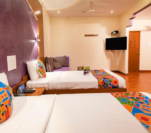 FabHotel Thaai Railway Station