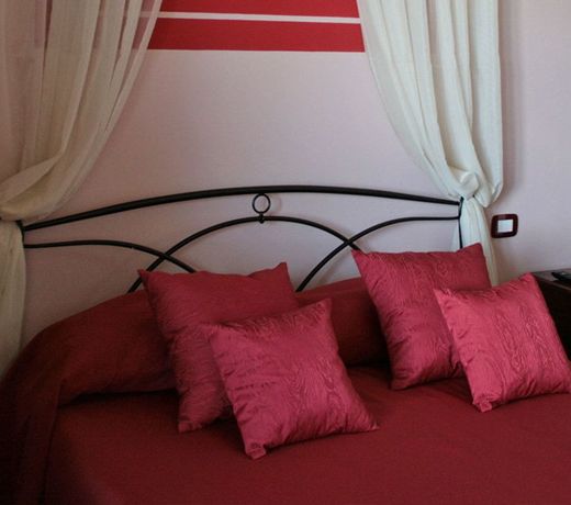 B&B FONTERONCONE di KRYVUTA OKSANA