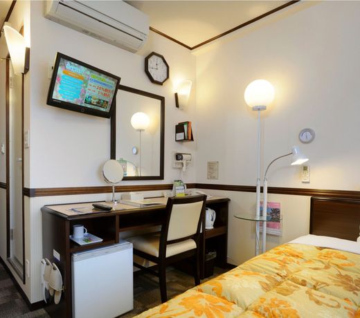 Toyoko Inn Tsu eki Nishi guchi