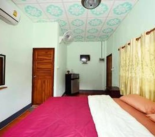 Phu Chaem House