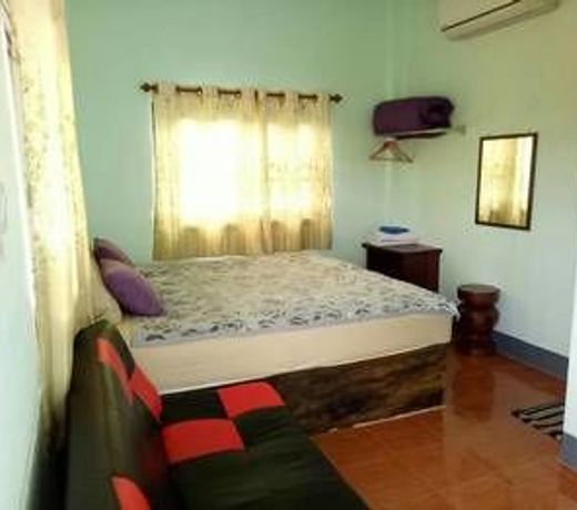 Phu Chaem House