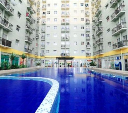Apartment The Suites Metro by Yudis