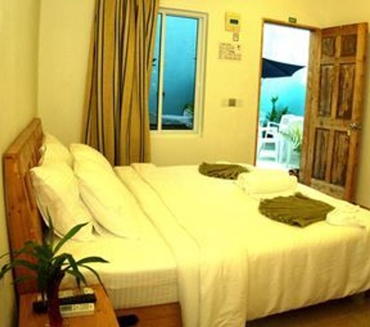 ZeeStar Inn