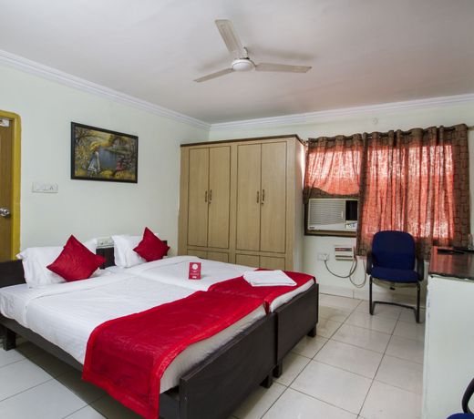 OYO 7707 Corpo Suites