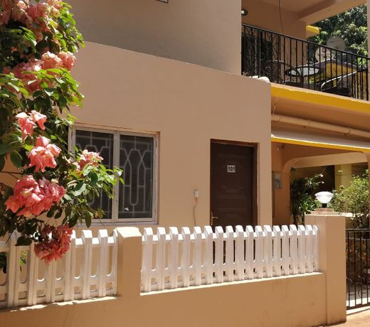 Hotel BeachWalk Villa's