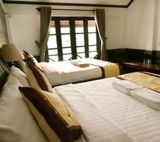 Merry Riverside Hotel