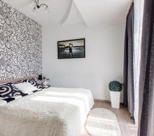 Spacious Kirova MGApartments