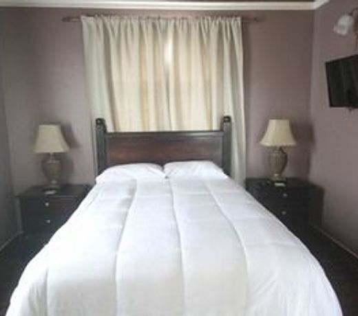 Summer Breeze Vacation Home