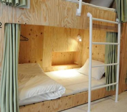 Lodger Hostel and Restaurant