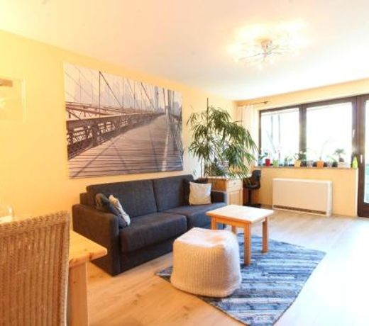 Spacious Apartment in Niedernsill with Citycentre closeby