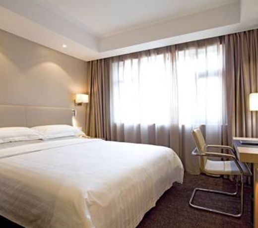 new dynasty hotel