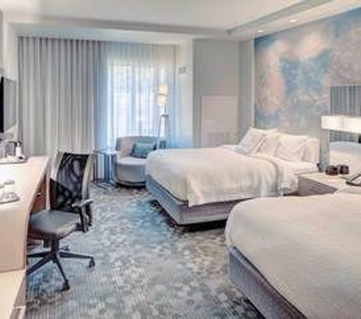 Courtyard by Marriott Appleton Riverfront
