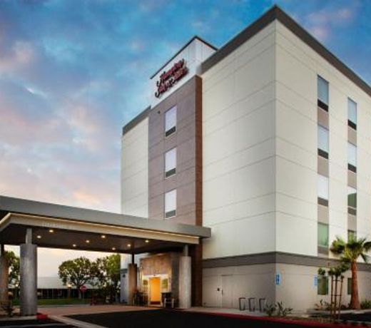 Hampton Inn & Suites Irvine/Orange County Airport