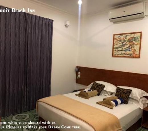 Adroit Beach Inn