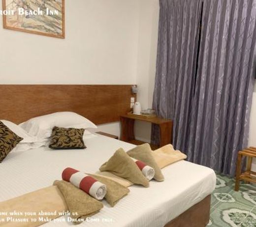Adroit Beach Inn