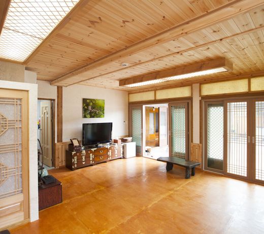 The Hanok
