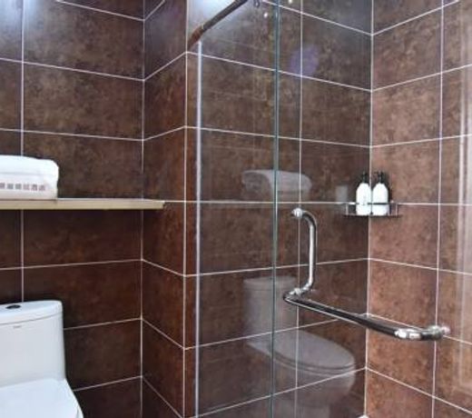 Yadu Hotel