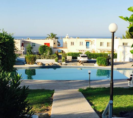 Townhouse Coral Bay Village