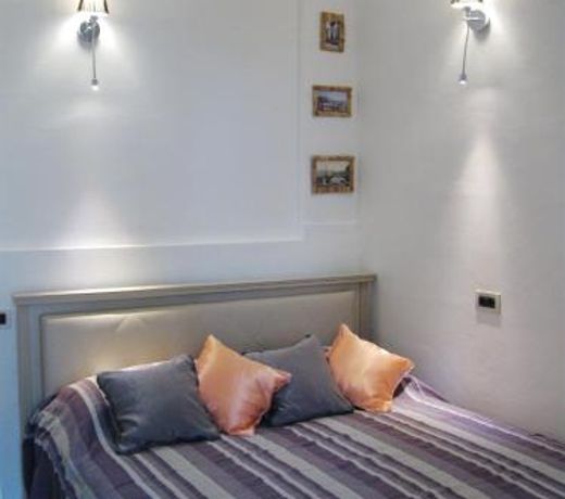 Room Paola
