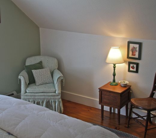 The Featherbed Inn