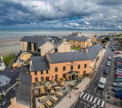 Reddans of Bettystown Luxury Bed & Breakfast, Restaurant and Bar