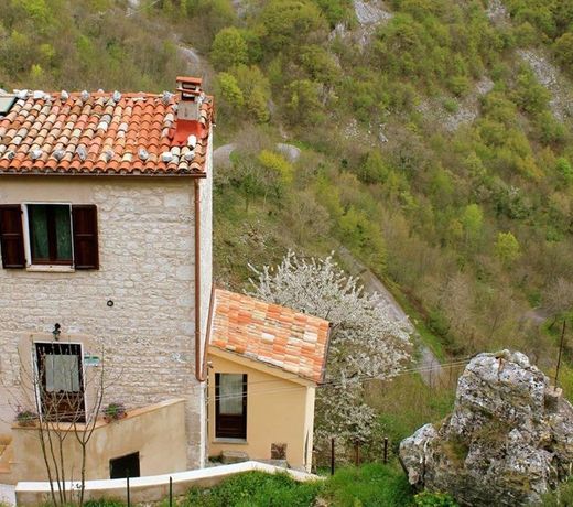Casa Vacanze L'arco di Fondarca n.16