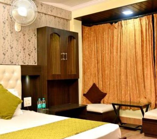 Goroomgo Dolls Inn Nainital