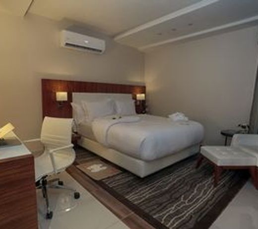 Avari Xpress Faisalabad